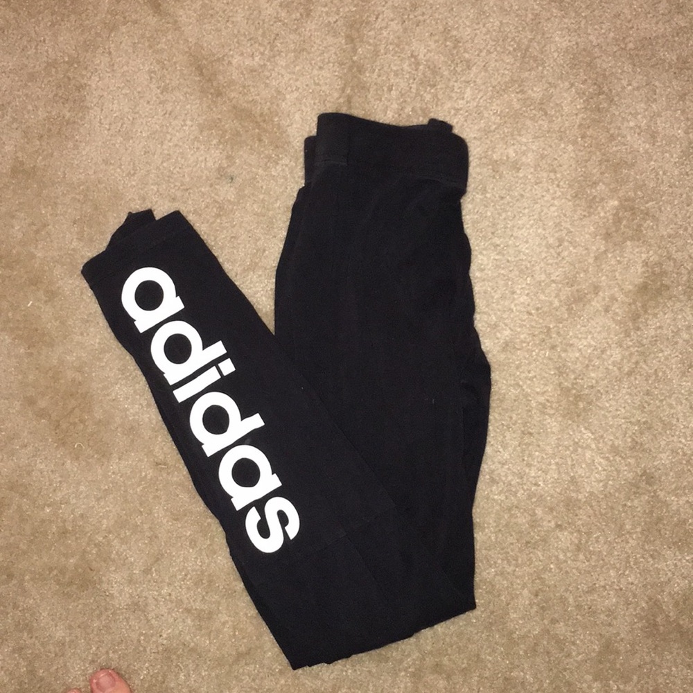 Black Adidas leggings